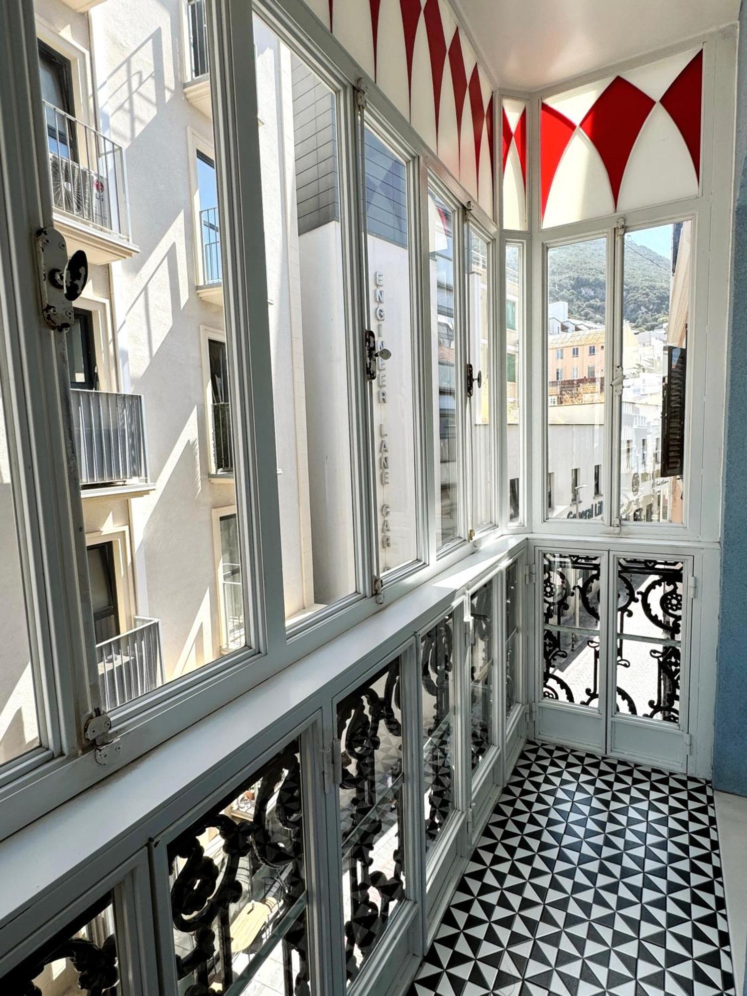 Fabulous City Centre Apartment - Grand Central House Gibraltar Exteriér fotografie