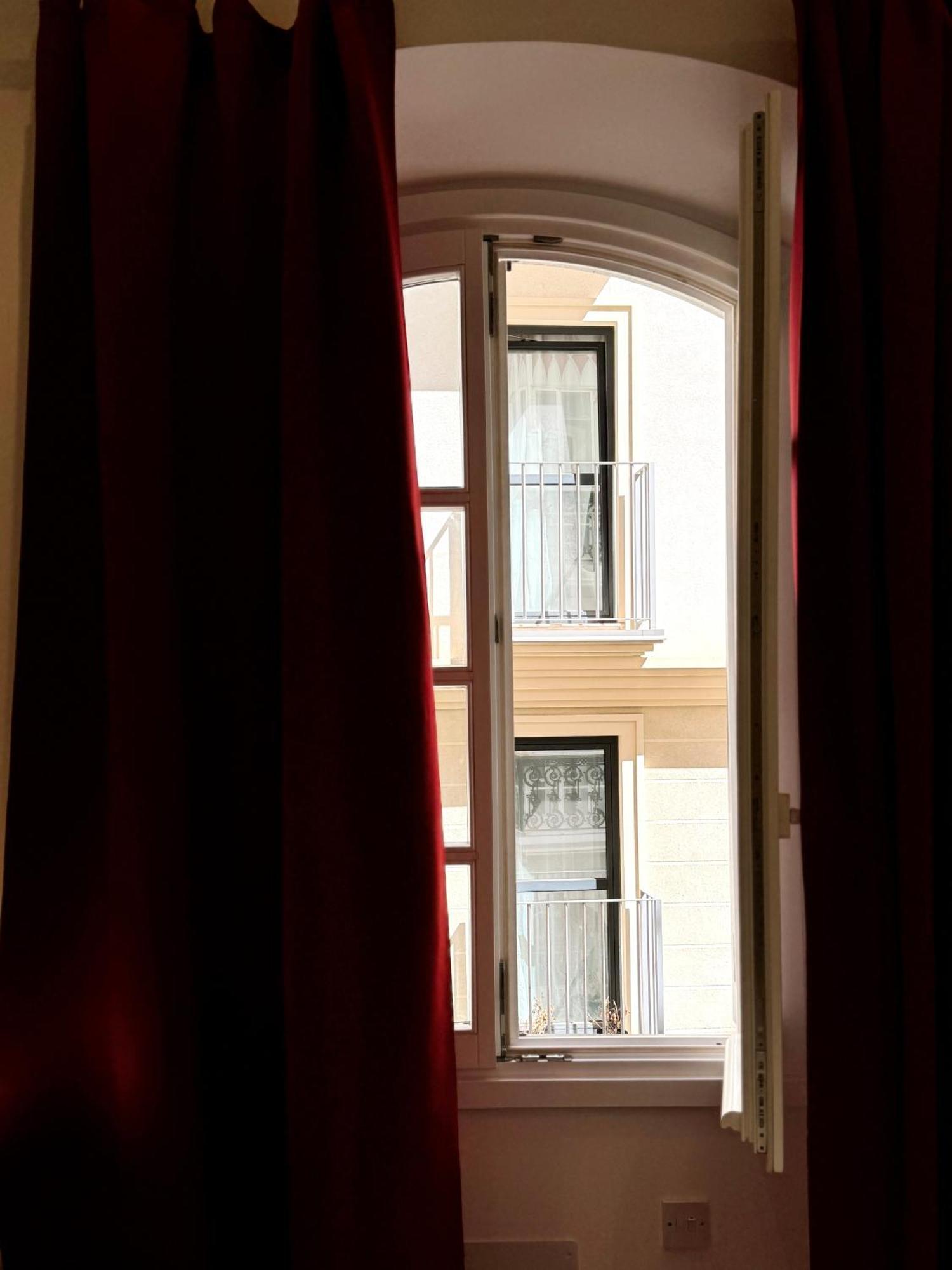 Fabulous City Centre Apartment - Grand Central House Gibraltar Exteriér fotografie